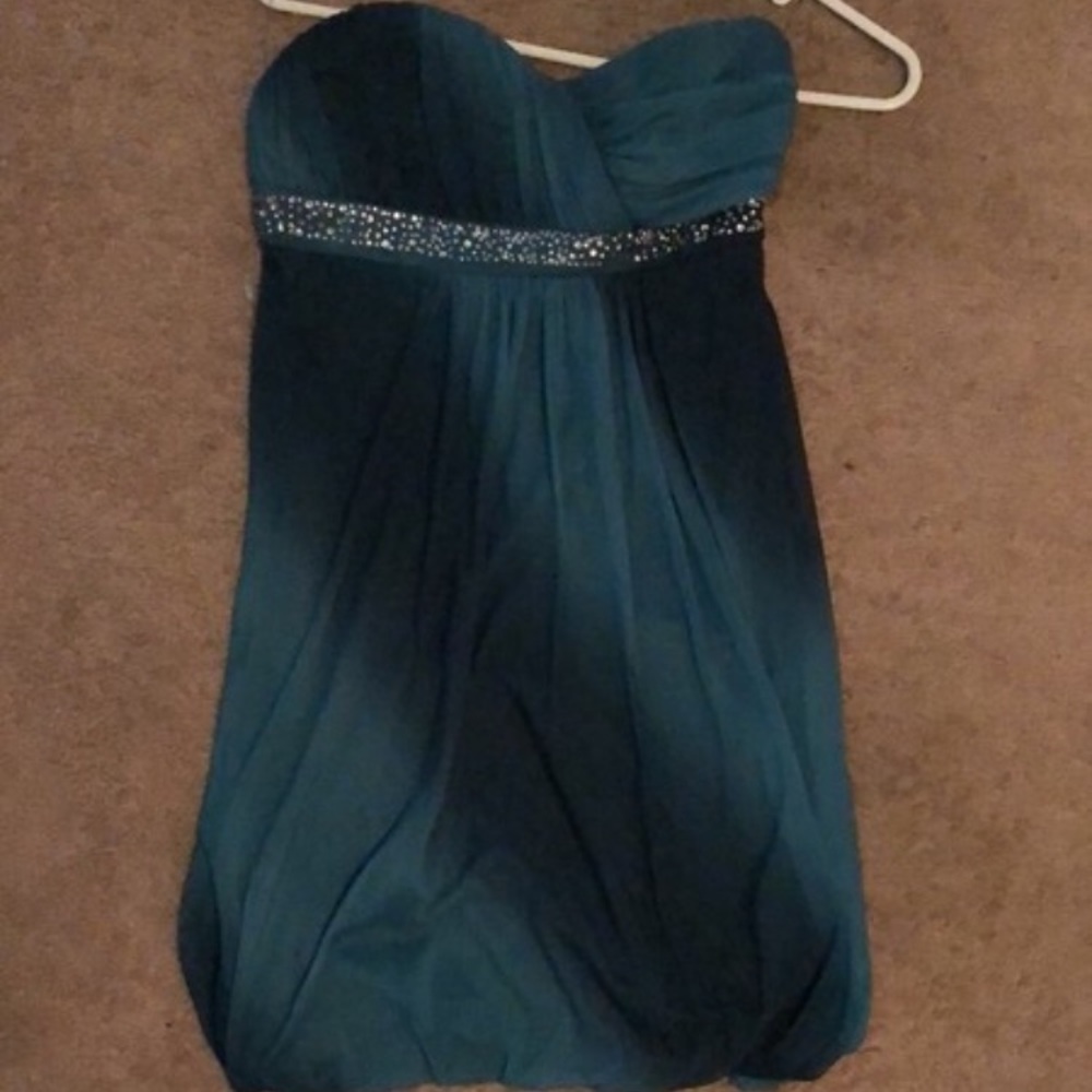 Strapless dress